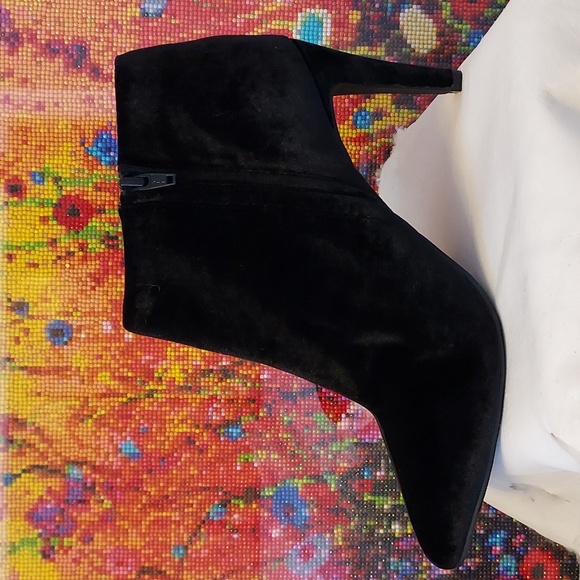 Old Navy Shoes - Womens Old Navy Black Velvet Ankle Boots